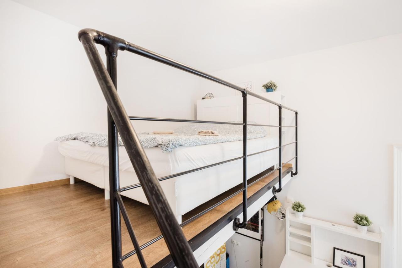 Appartement Live Like A Local At The Rustic Hockey Hut Budapest